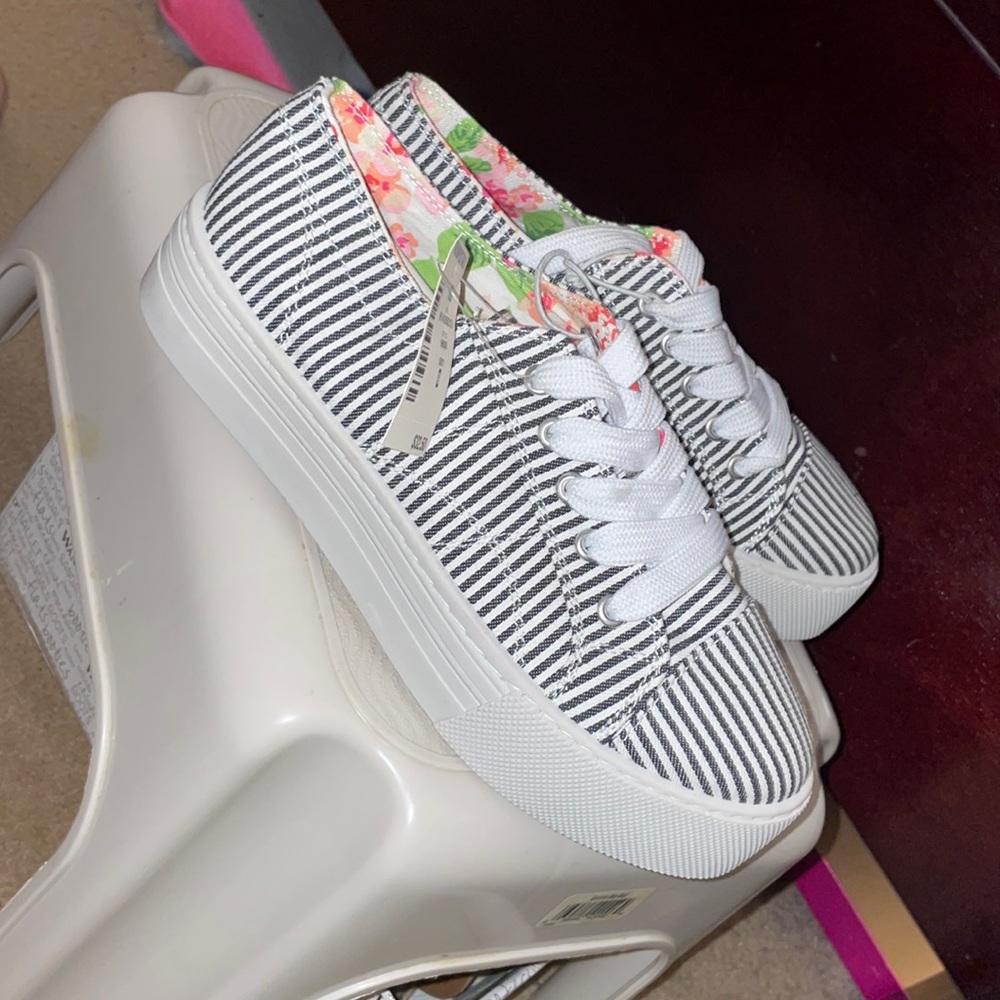 Platform Shoes